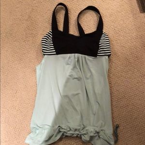 Lululemon workout tank size 4 mint green